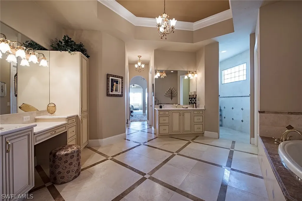 7538 Hogan Court Naples FL 34113