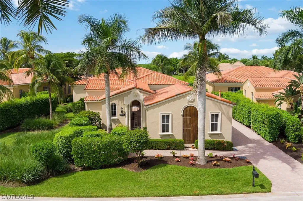 8559 Bellagio Drive Naples FL 34114