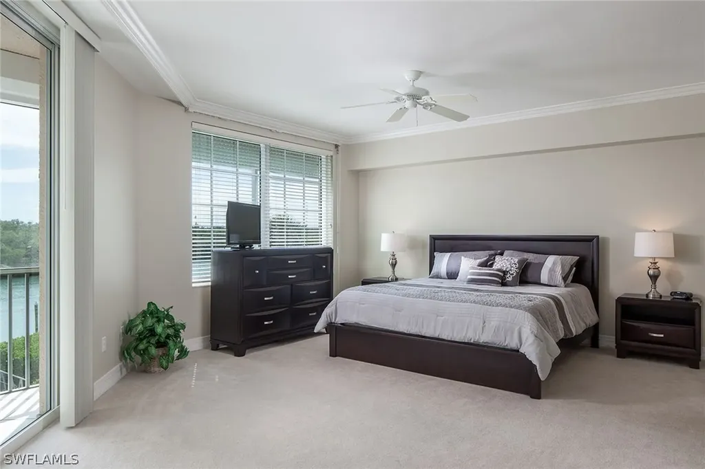 425 Dockside Drive Naples FL 34110