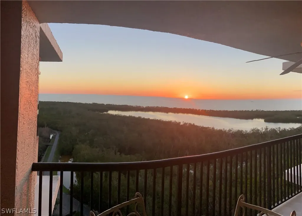 6825 Grenadier Boulevard Naples FL 34108