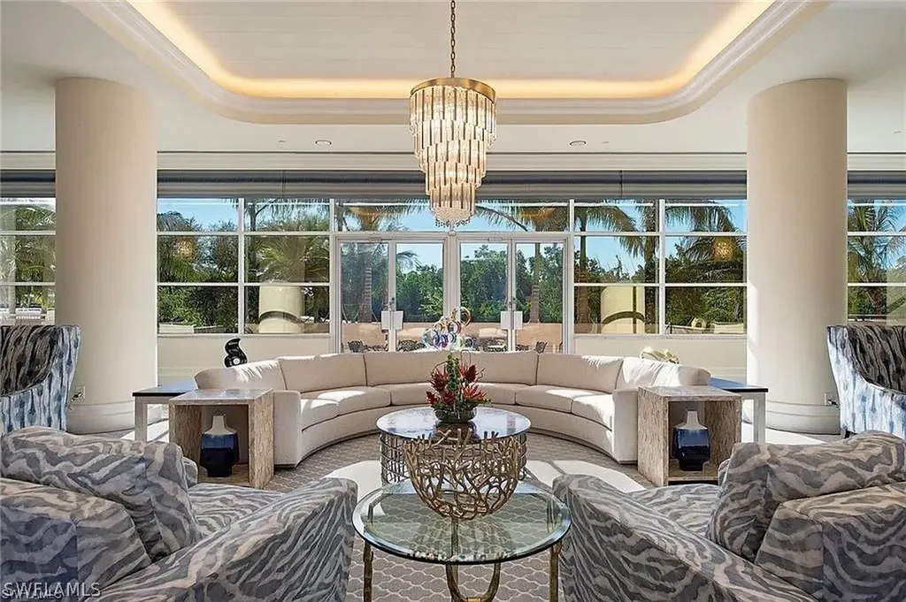 6825 Grenadier Boulevard Naples FL 34108