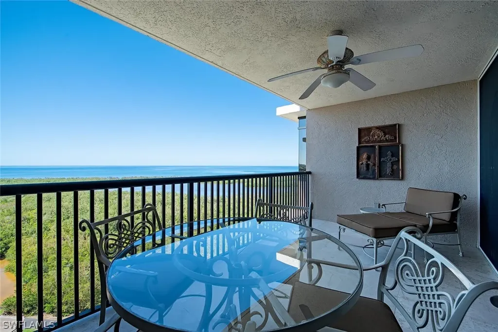 6825 Grenadier Boulevard Naples FL 34108