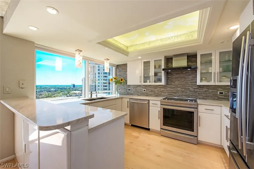 6825 Grenadier Boulevard Naples FL 34108