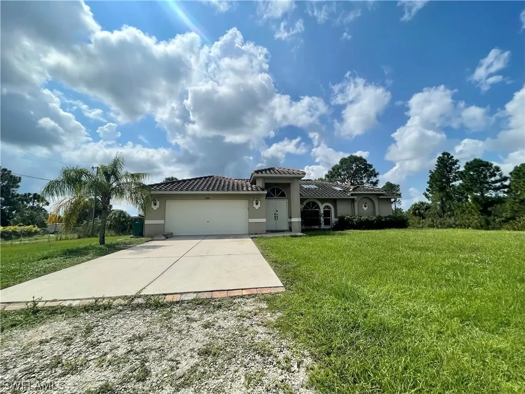 3880 64th Avenue NE Naples FL 34120