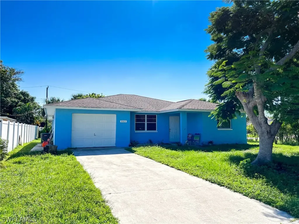 3511 Caloosa Street Naples FL 34112