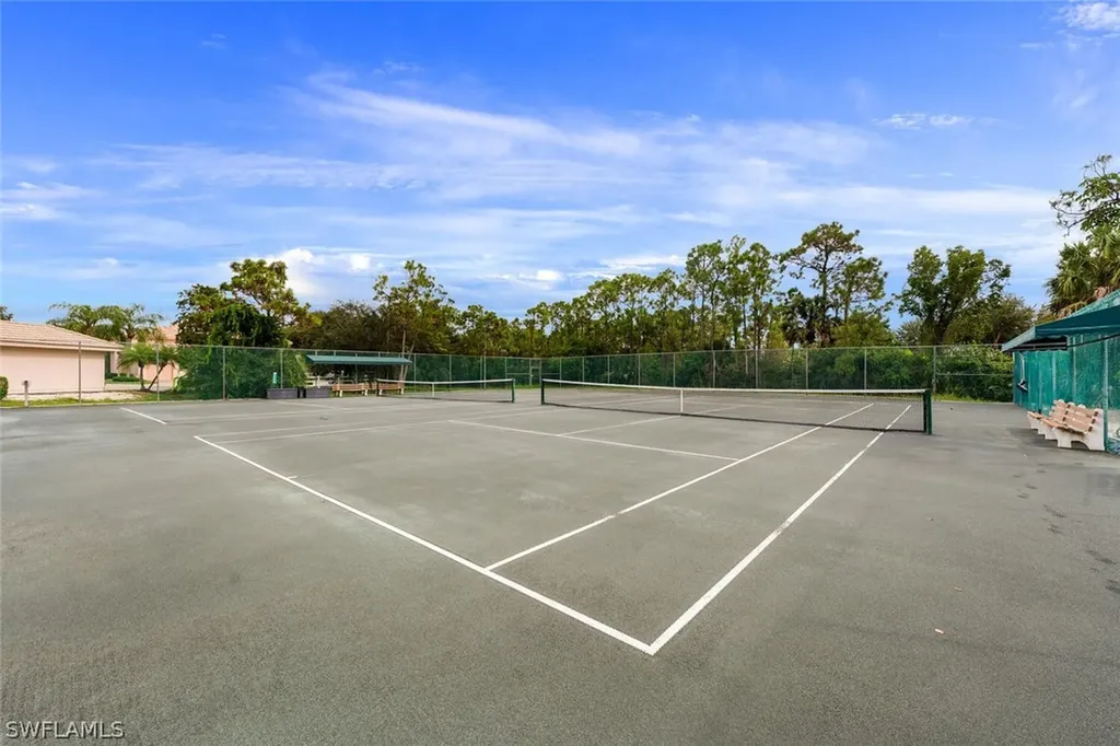 529 Lake Louise Circle Naples FL 34110