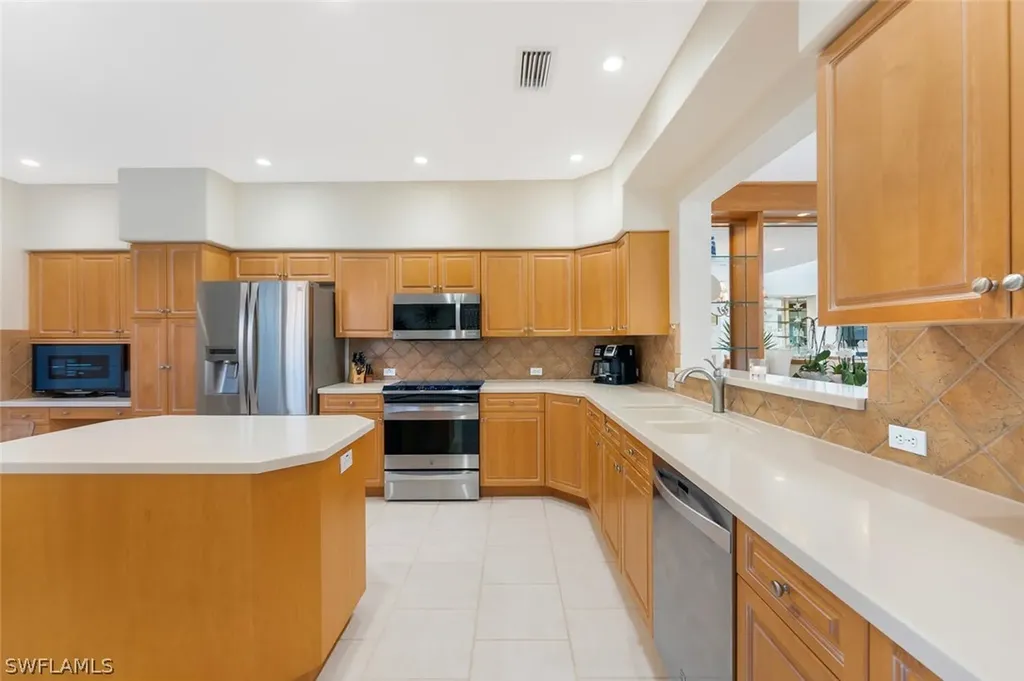 5787 Persimmon Way Naples FL 34110