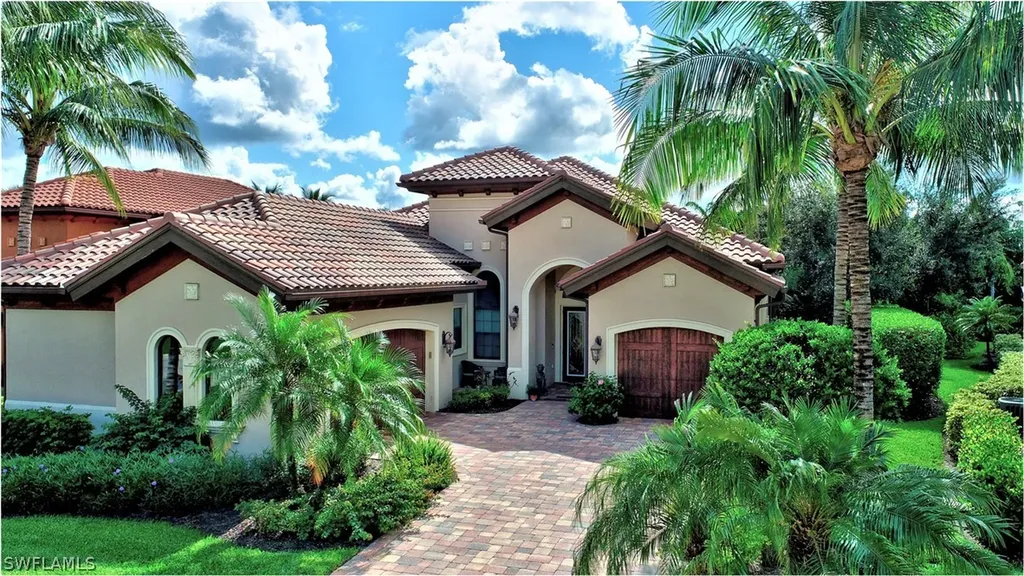 6422 Vivaldi Court Naples FL 34113