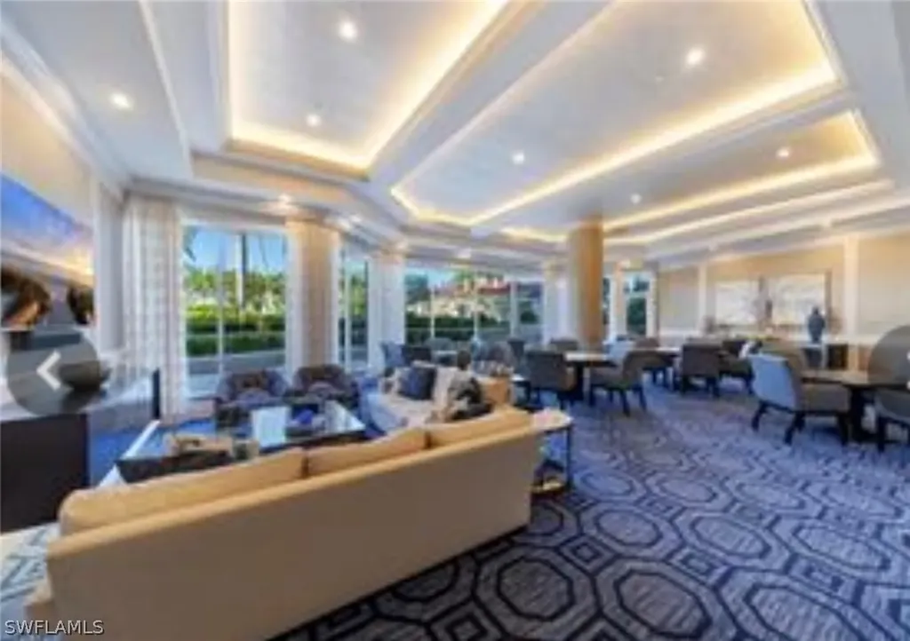 7575 Pelican Bay Boulevard Naples FL 34108