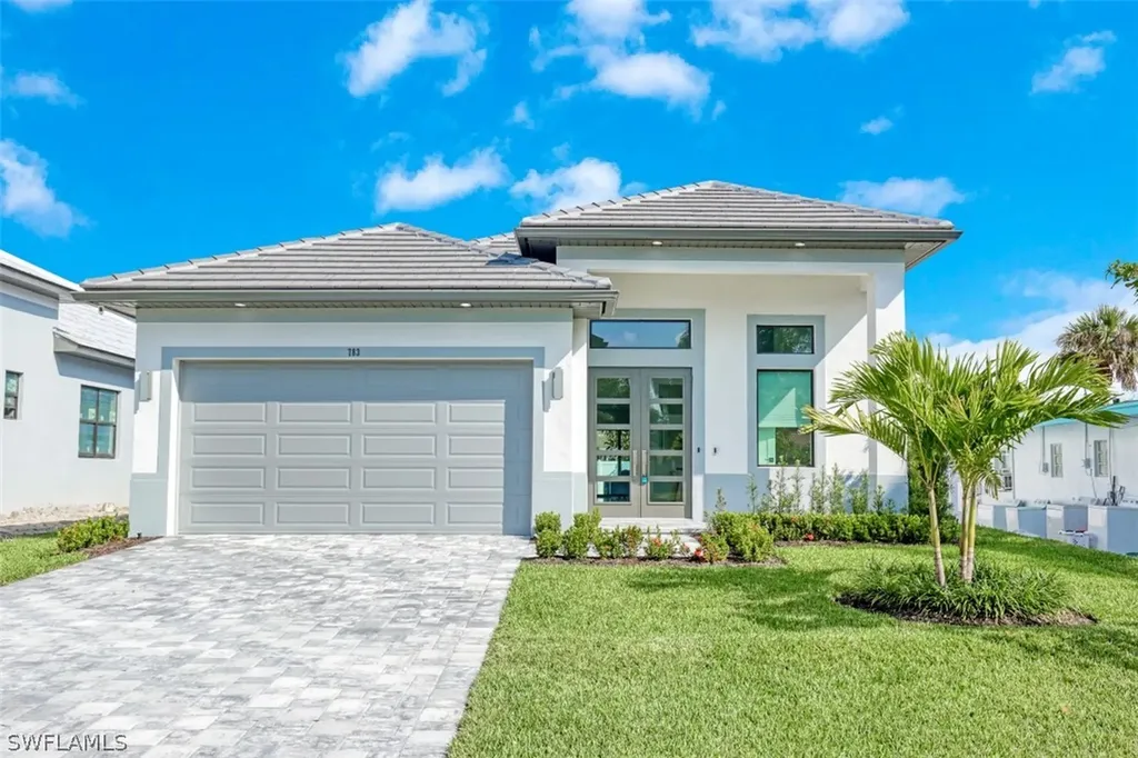 Naples FL, 783 110th Avenue N