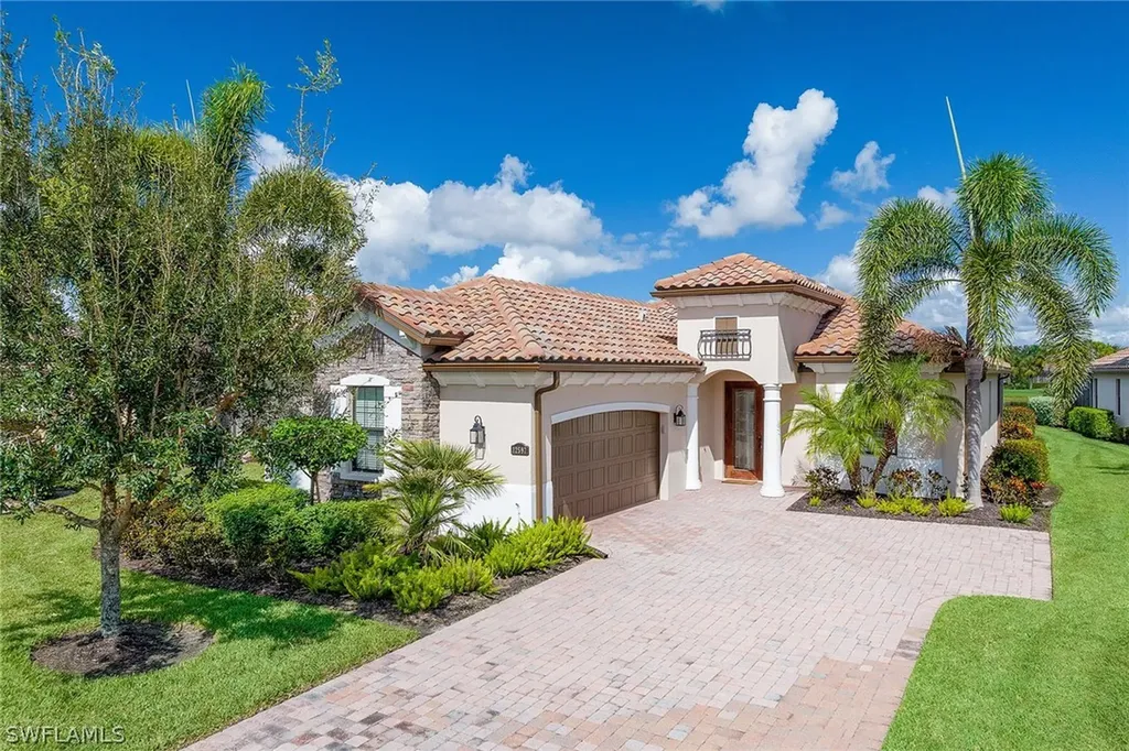 12597 Fenhurst Way Naples FL 34120