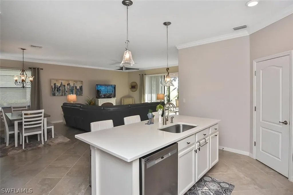 19419 Elston Way Estero FL 33928