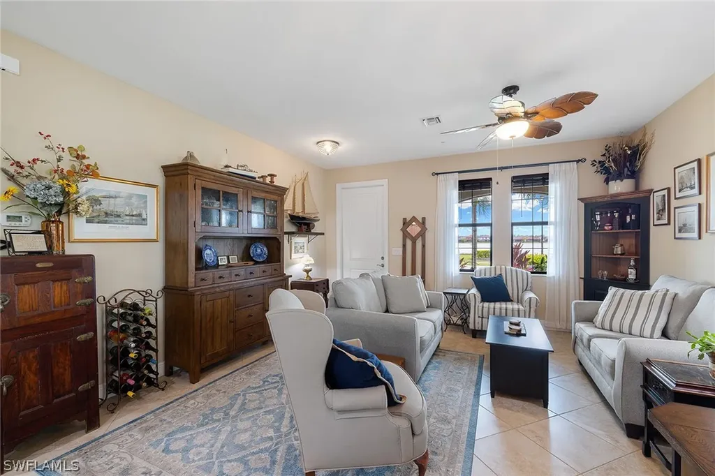 1439 Santiago Circle Naples FL 34113