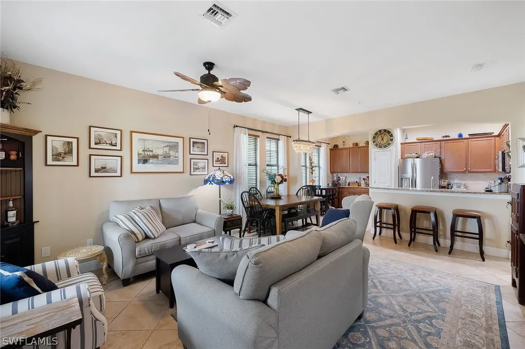 1439 Santiago Circle Naples FL 34113