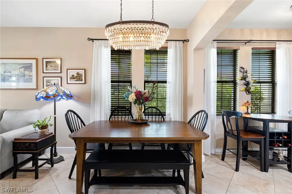 1439 Santiago Circle Naples FL 34113