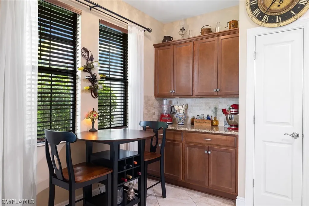 1439 Santiago Circle Naples FL 34113