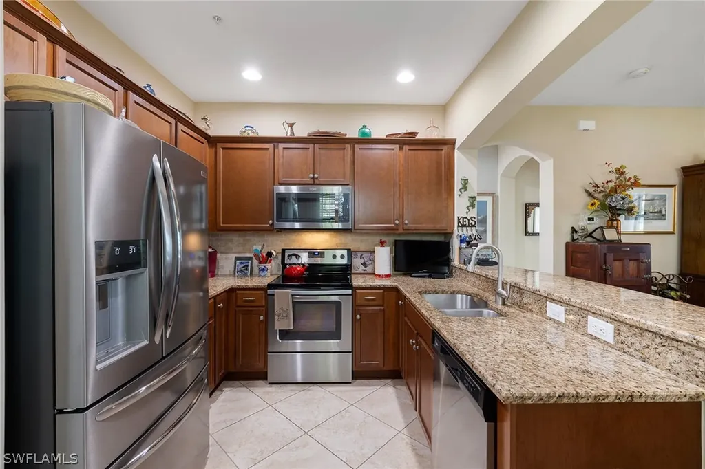 1439 Santiago Circle Naples FL 34113