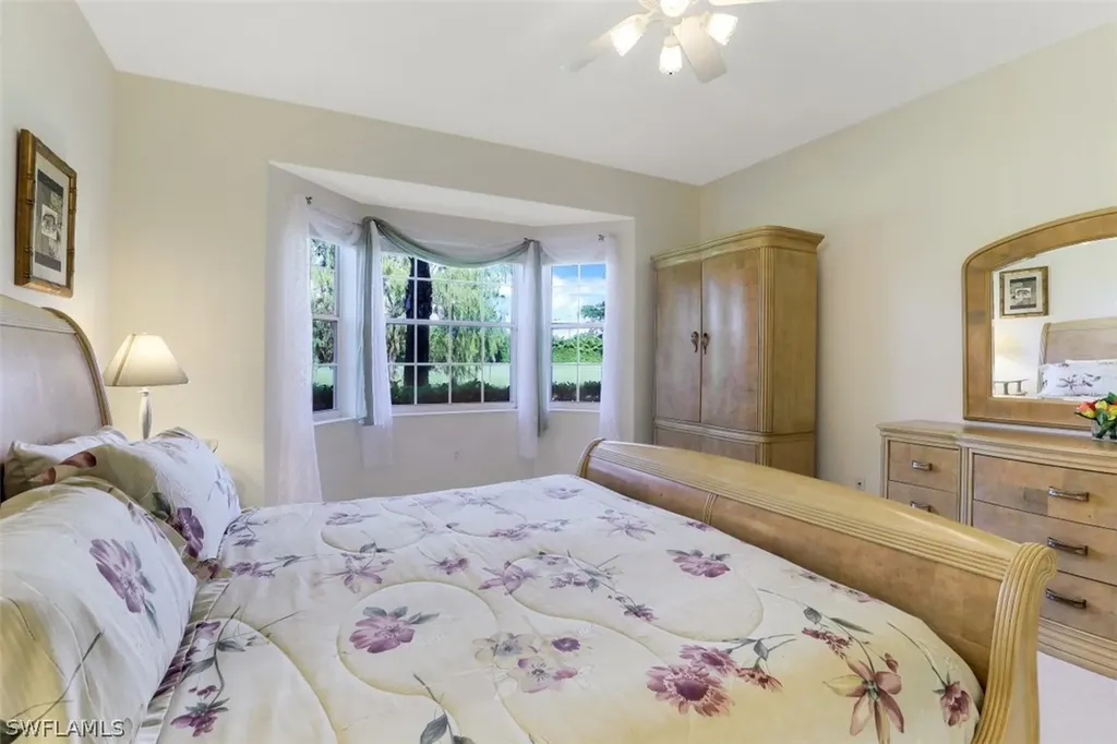 6049 Ashford Lane Naples FL 34110
