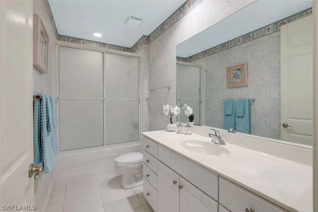 6049 Ashford Lane Naples FL 34110