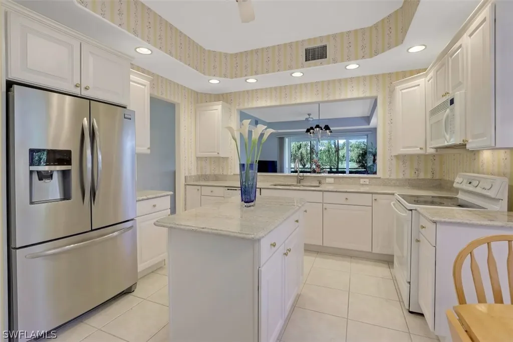 6049 Ashford Lane Naples FL 34110