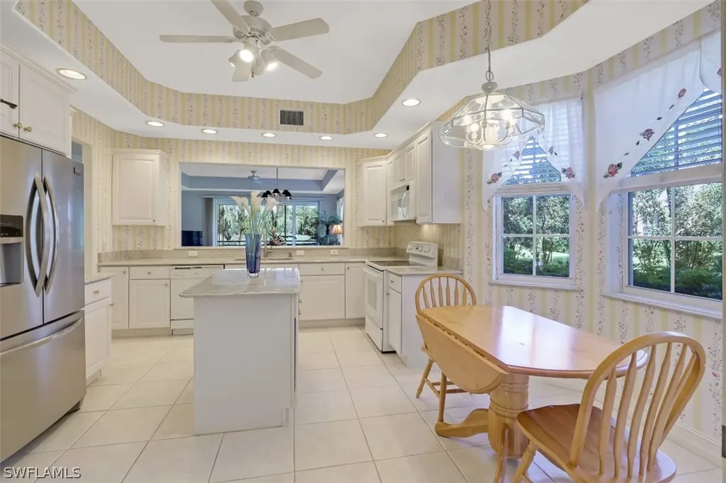 6049 Ashford Lane Naples FL 34110