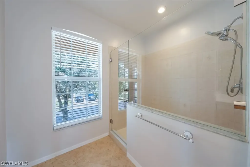 8486 Laurel Lakes Cove Naples FL 34119