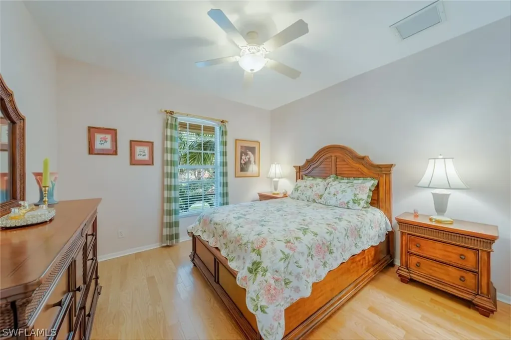 8486 Laurel Lakes Cove Naples FL 34119