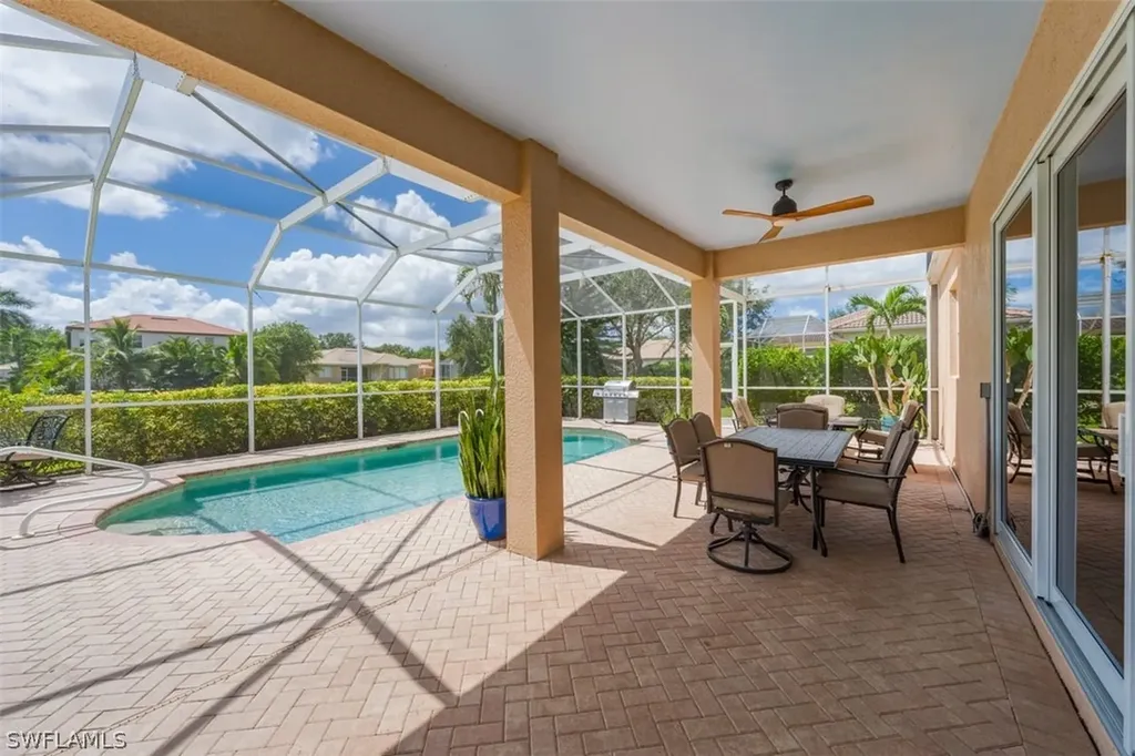 8486 Laurel Lakes Cove Naples FL 34119