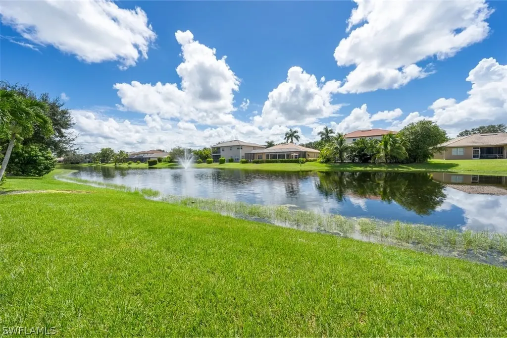 8486 Laurel Lakes Cove Naples FL 34119