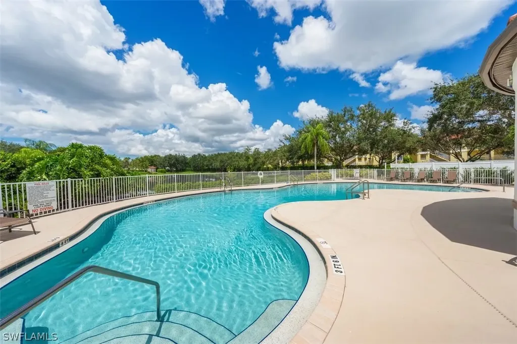 8486 Laurel Lakes Cove Naples FL 34119