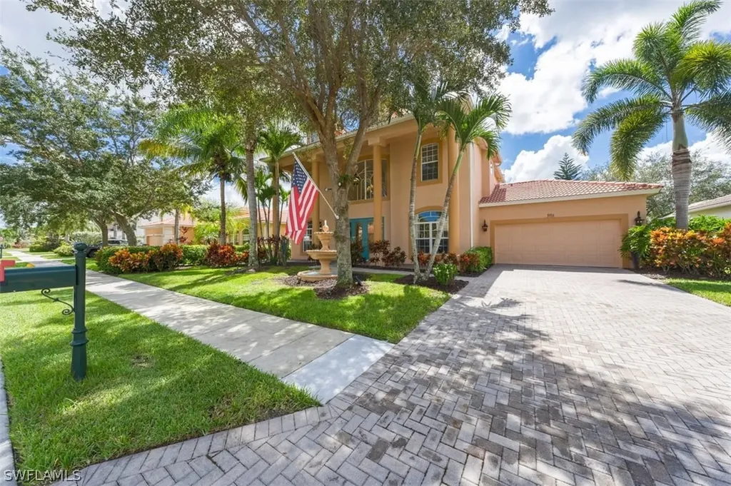 8486 Laurel Lakes Cove Naples FL 34119