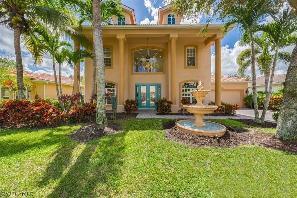 8486 Laurel Lakes Cove Naples FL 34119