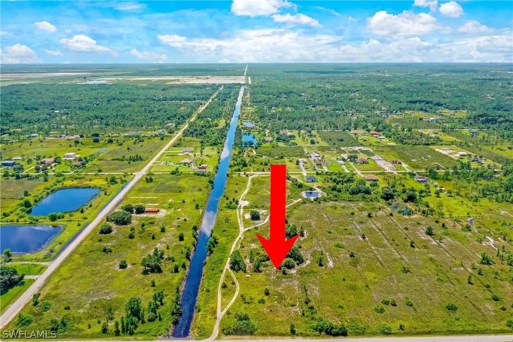 001 56th Avenue NE Naples FL 34120