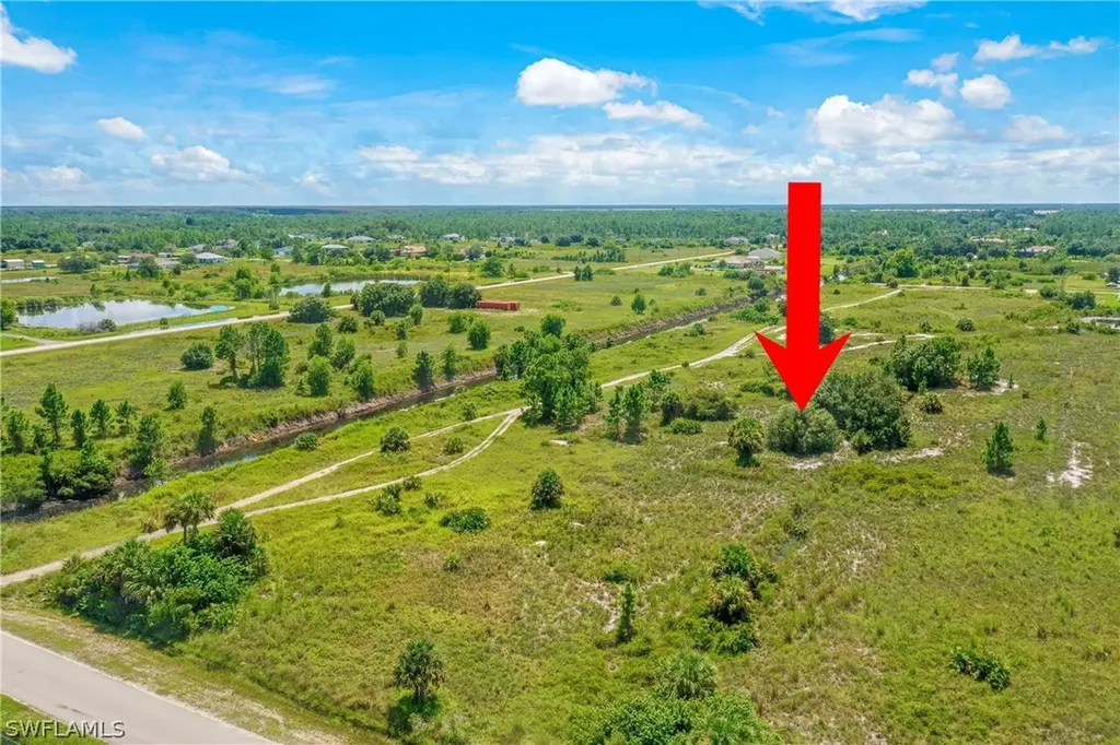 001 56th Avenue NE Naples FL 34120