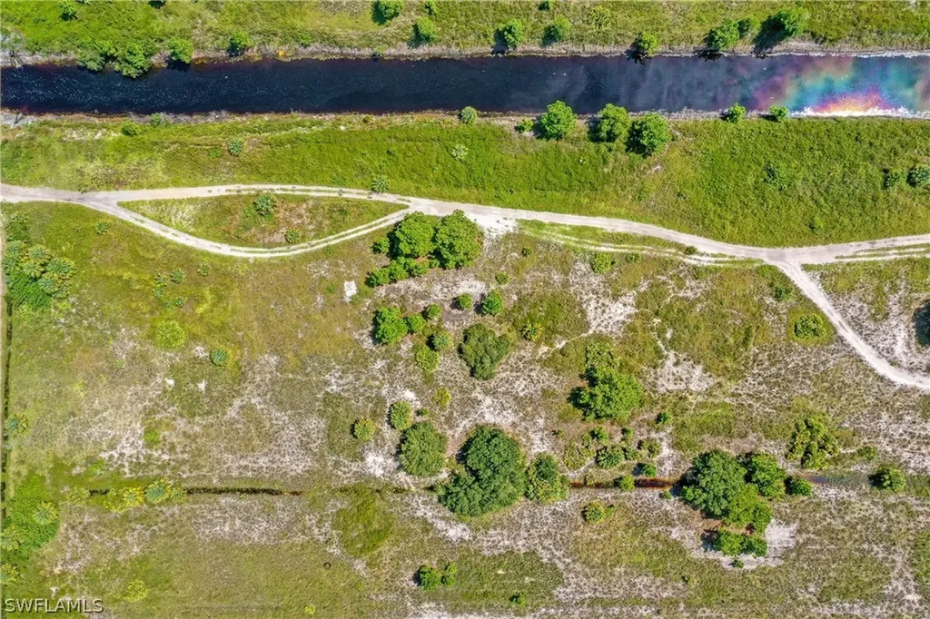 001 56th Avenue NE Naples FL 34120