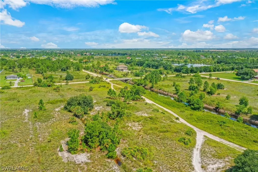 001 56th Avenue NE Naples FL 34120