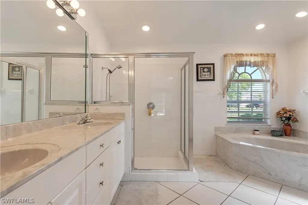 5110 Brixton Court Naples FL 34104