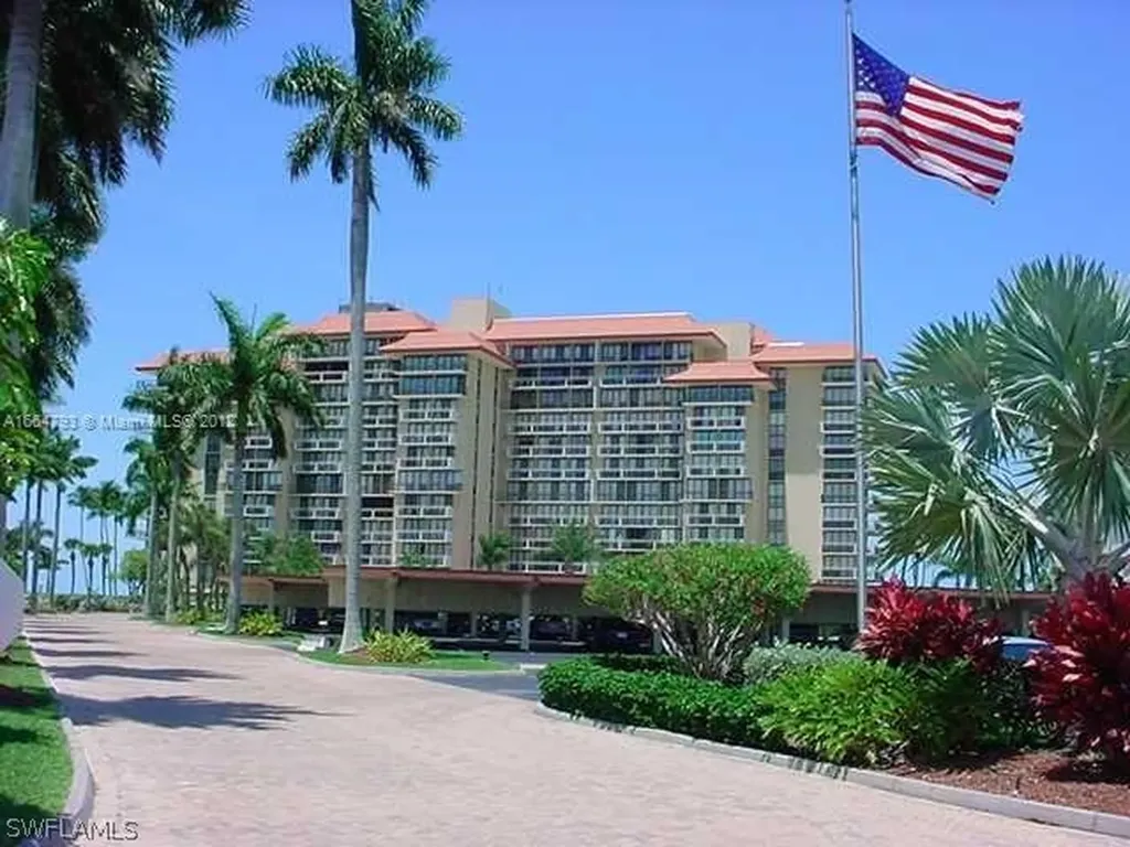 180 Seaview Court Marco Island FL 34145
