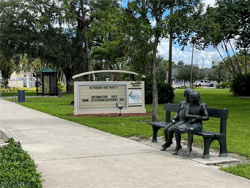 27297 Barbarosa Street Bonita Springs FL 34135