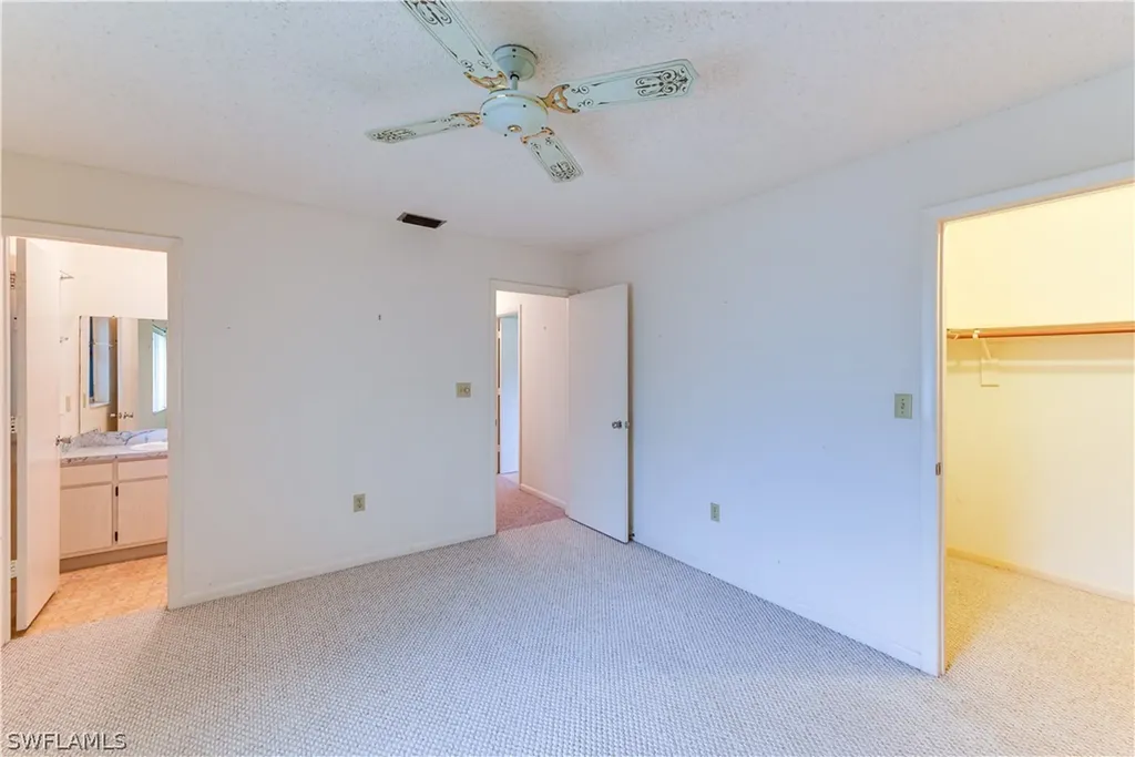 27297 Barbarosa Street Bonita Springs FL 34135