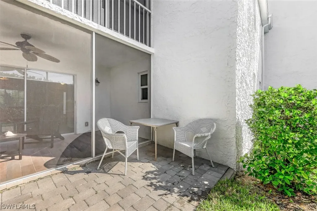 4760 West Boulevard Naples FL 34103