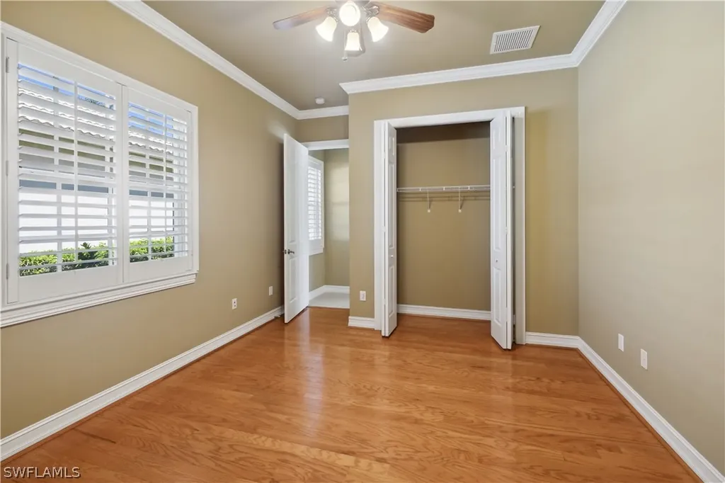 4915 Rustic Oaks Circle Naples FL 34105