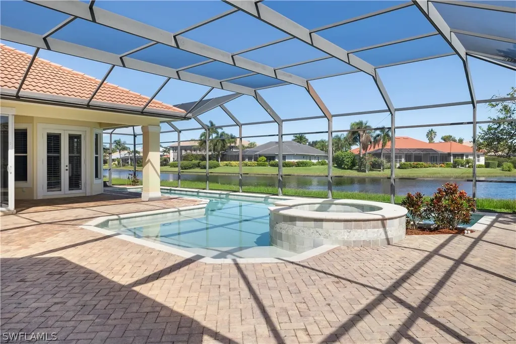 4915 Rustic Oaks Circle Naples FL 34105
