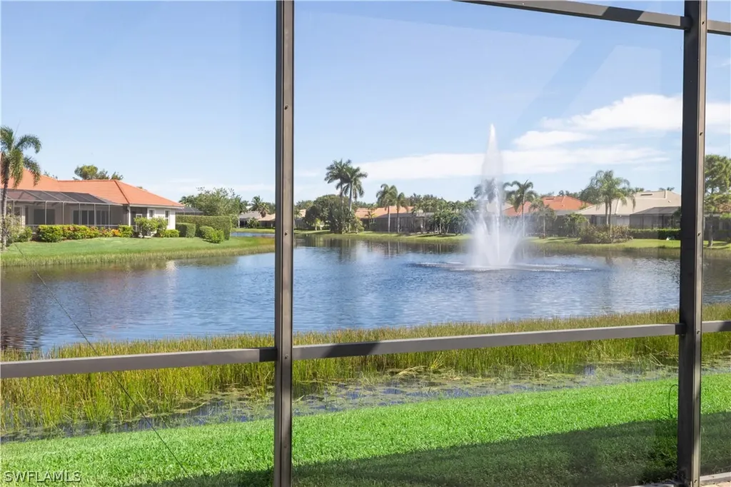 4915 Rustic Oaks Circle Naples FL 34105