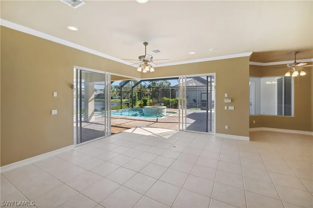 4915 Rustic Oaks Circle Naples FL 34105