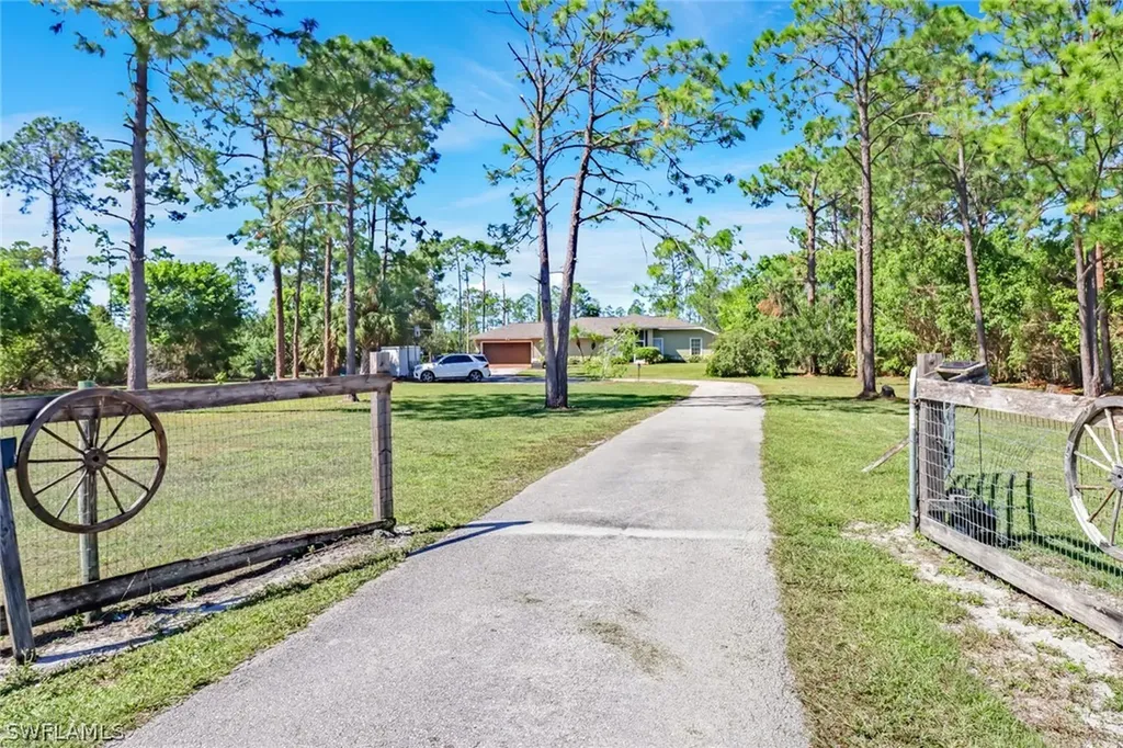 4525 20th Street NE Naples FL 34120