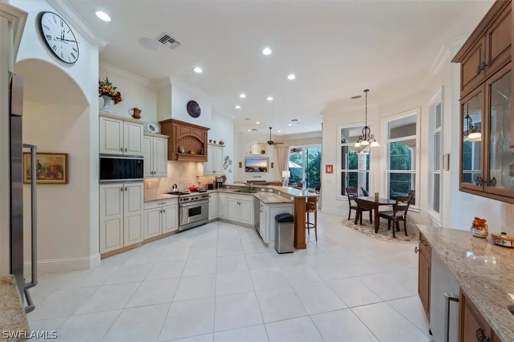 1736 Supreme Court Naples FL 34110