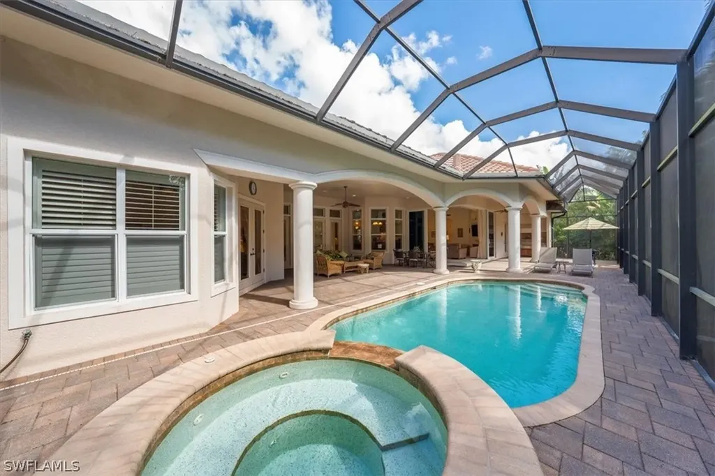 1736 Supreme Court Naples FL 34110