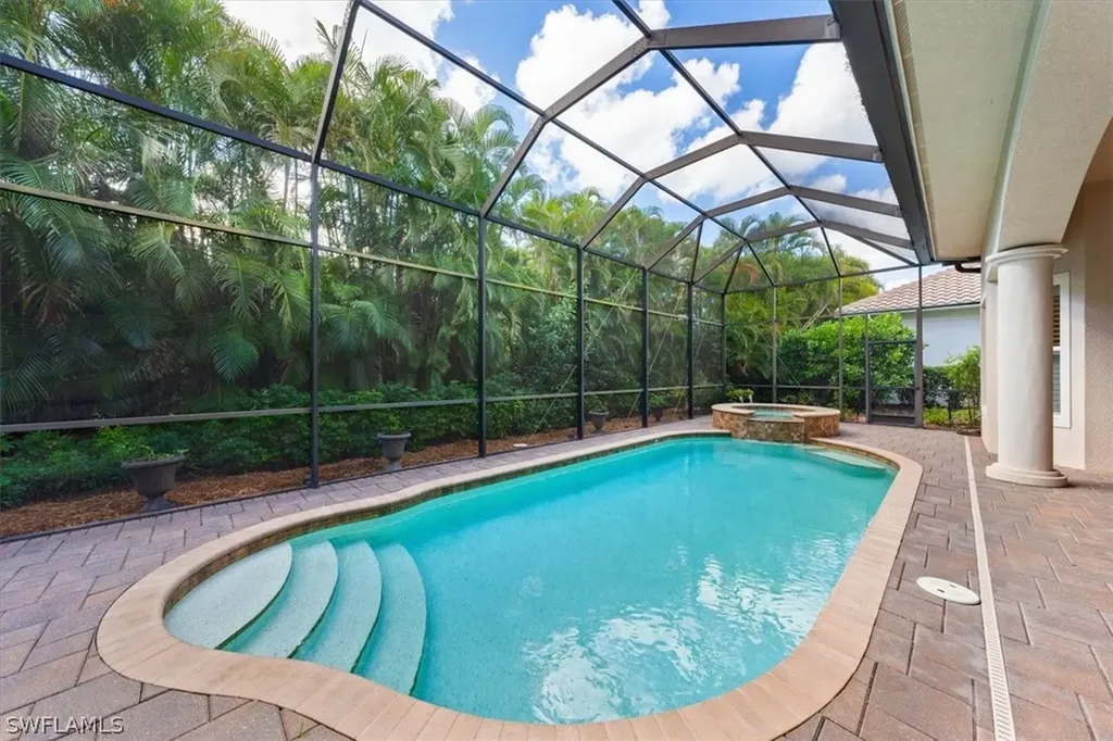 1736 Supreme Court Naples FL 34110