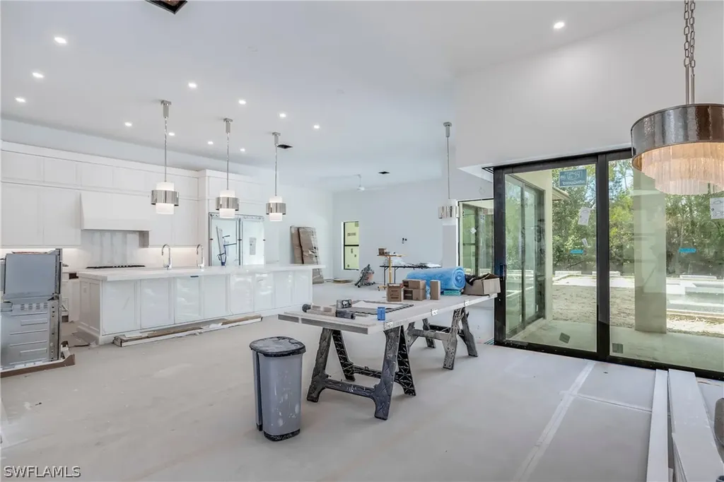 9133 The Lane Naples FL 34109